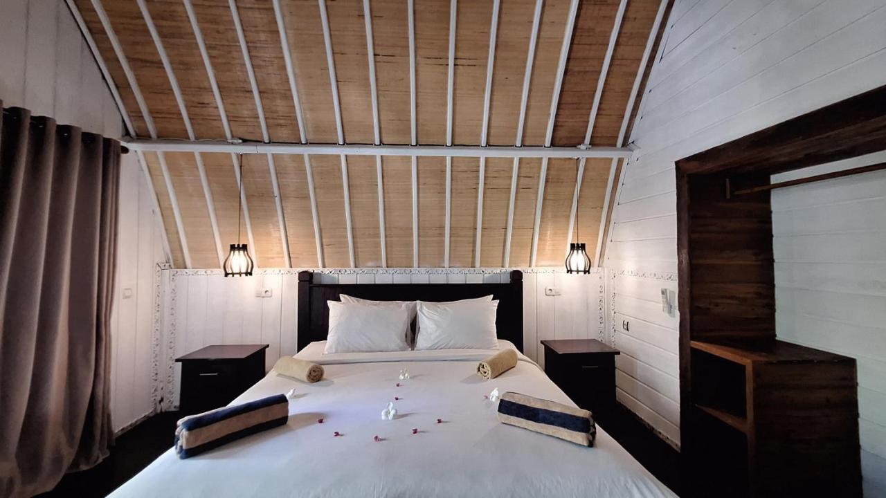 Gili Lumbung Bungalow غيلي آير المظهر الخارجي الصورة