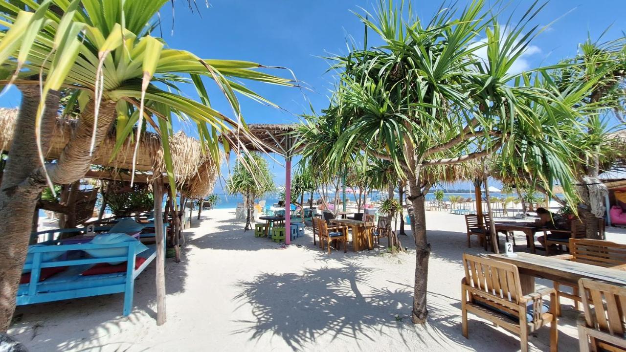 Gili Lumbung Bungalow غيلي آير المظهر الخارجي الصورة