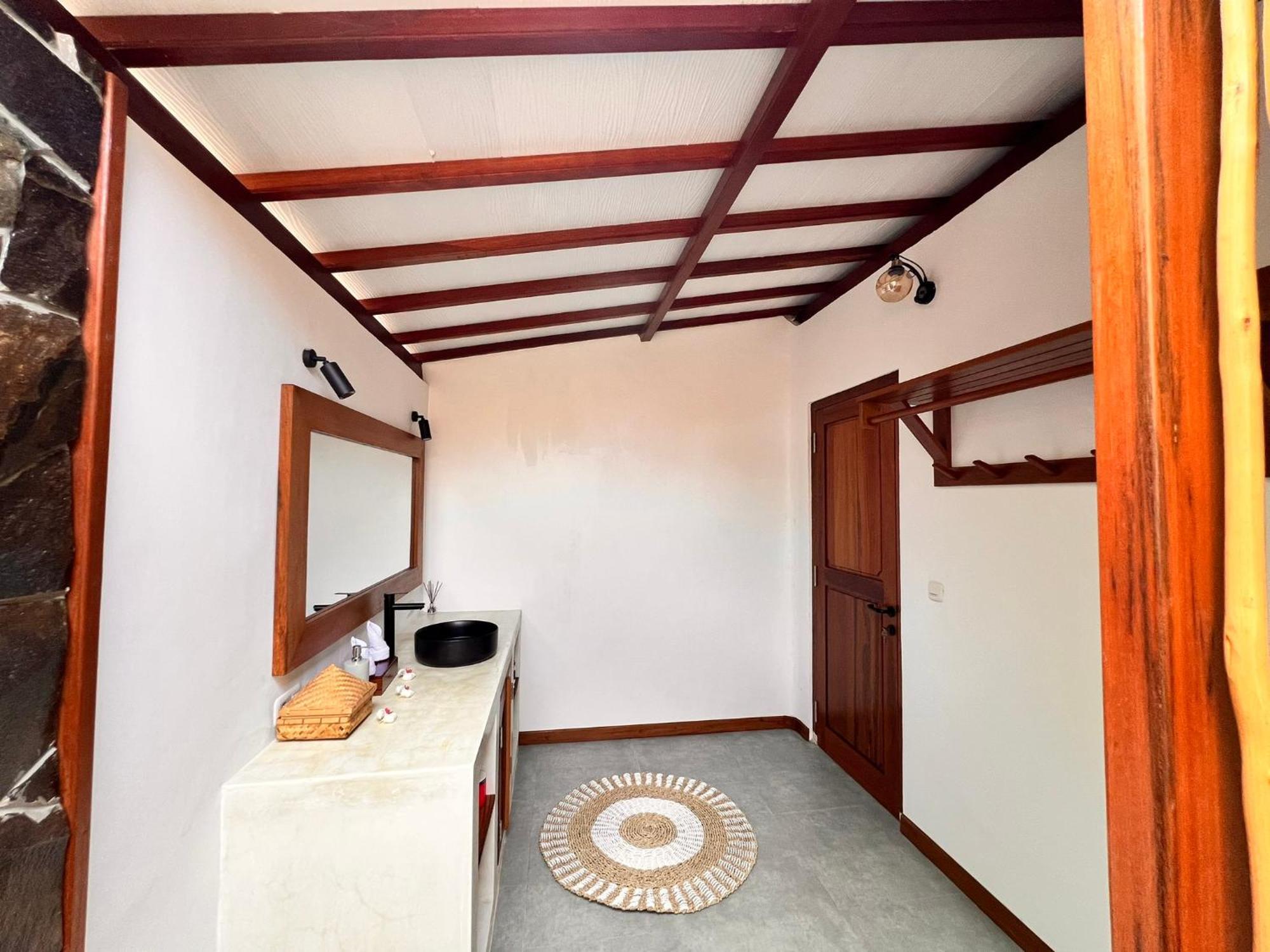 Gili Lumbung Bungalow غيلي آير المظهر الخارجي الصورة