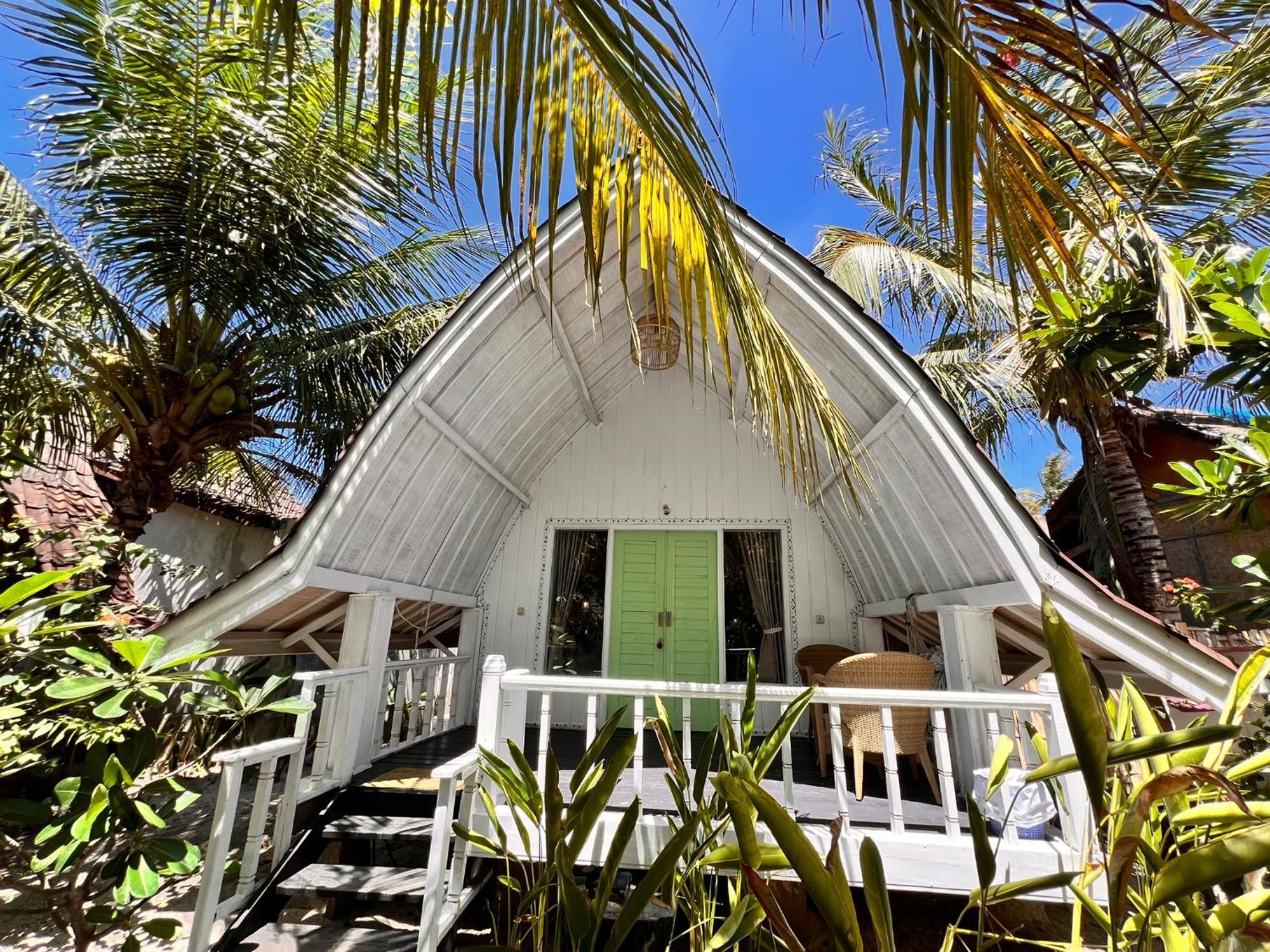 Gili Lumbung Bungalow غيلي آير المظهر الخارجي الصورة