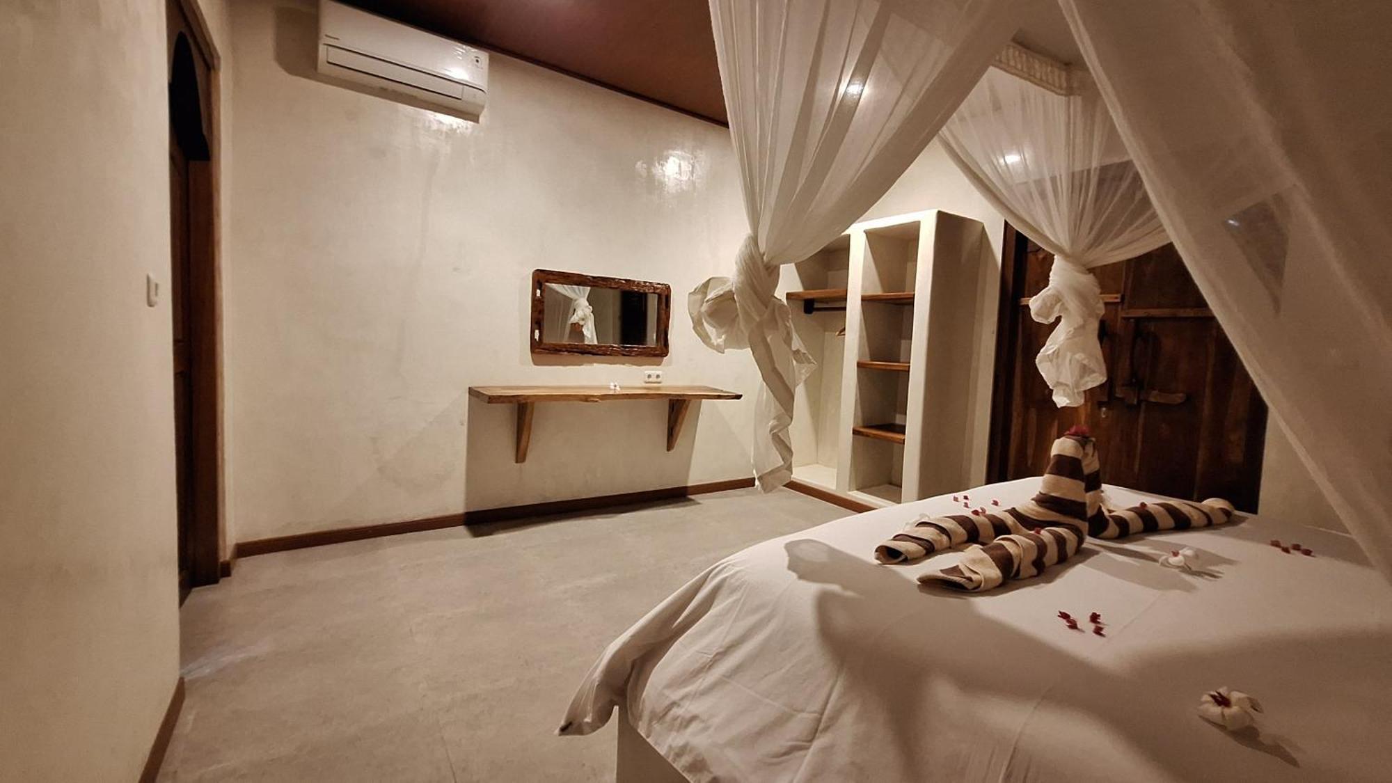 Gili Lumbung Bungalow غيلي آير المظهر الخارجي الصورة